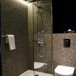 Klassieke Kamer met Twee Aparte Bedden